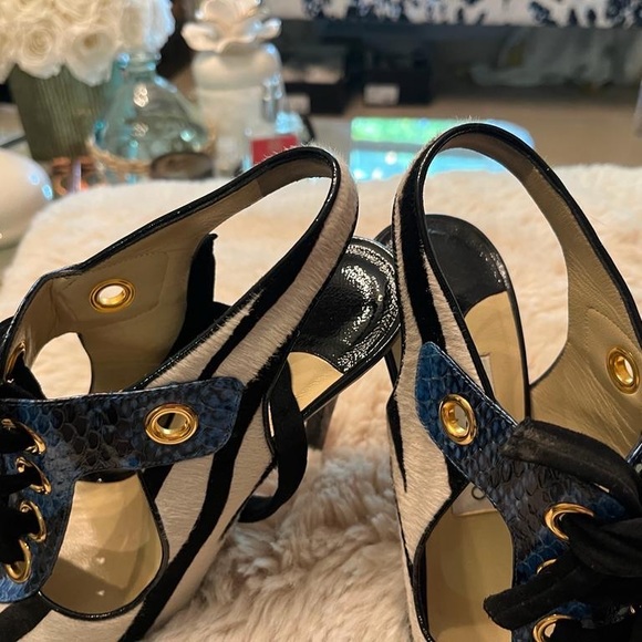 Jimmy Choo Zebra Print Heel - Picture 10 of 13